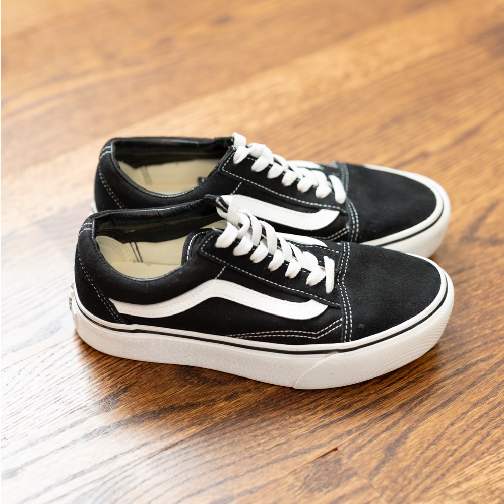 Vans Women's Old Skool Platform Black and White Sneaker